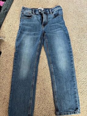 Abercrombie Kids Straight Jeans  11/12 short